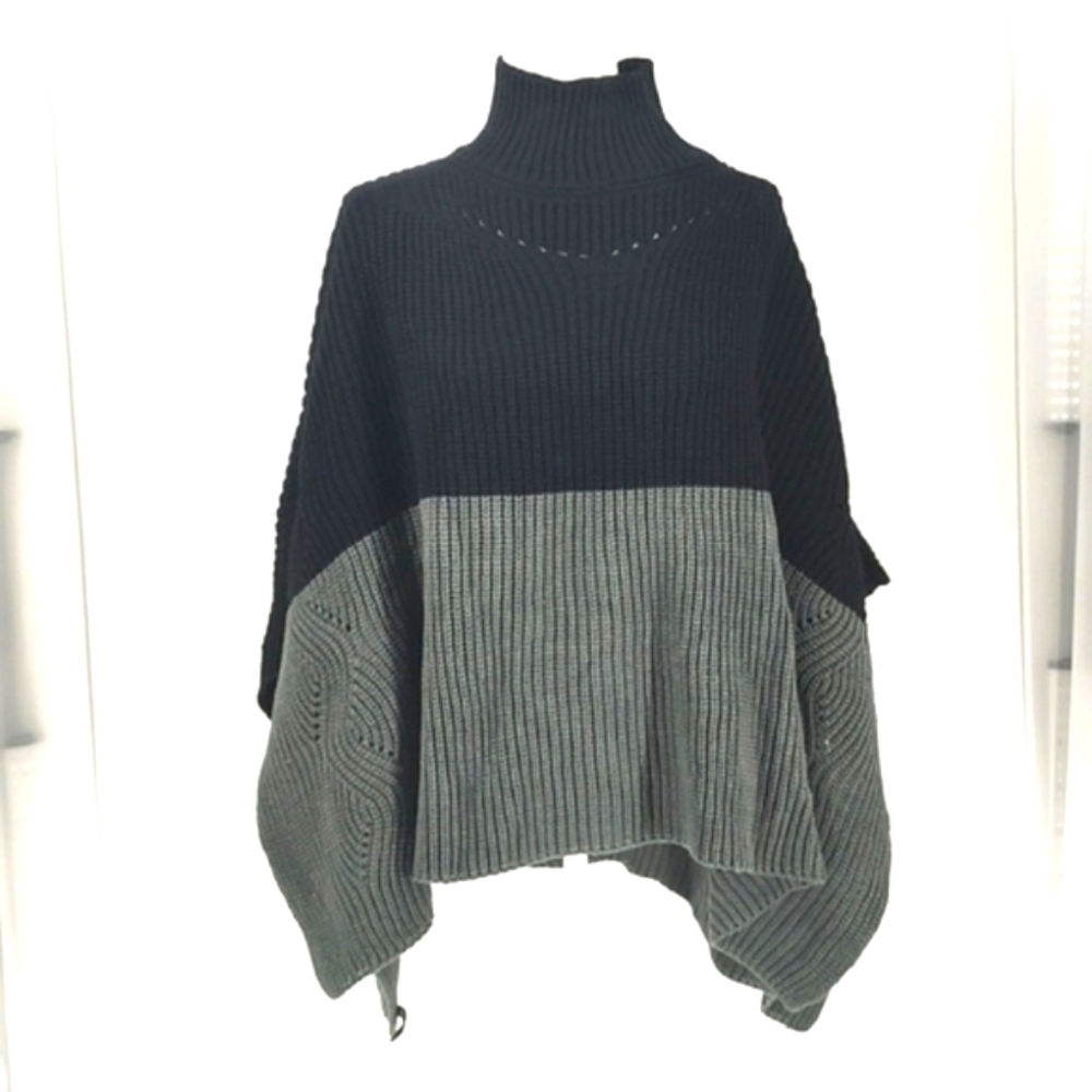 Save the Ocean Blk/Grey Poncho